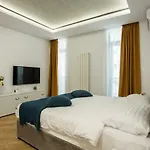 Novum 3*