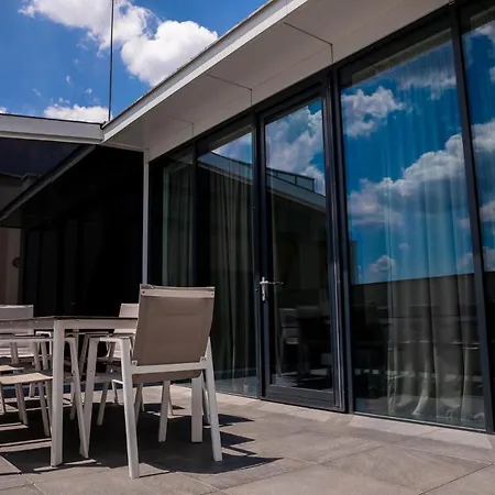 Novum Aparthotel Boekarest